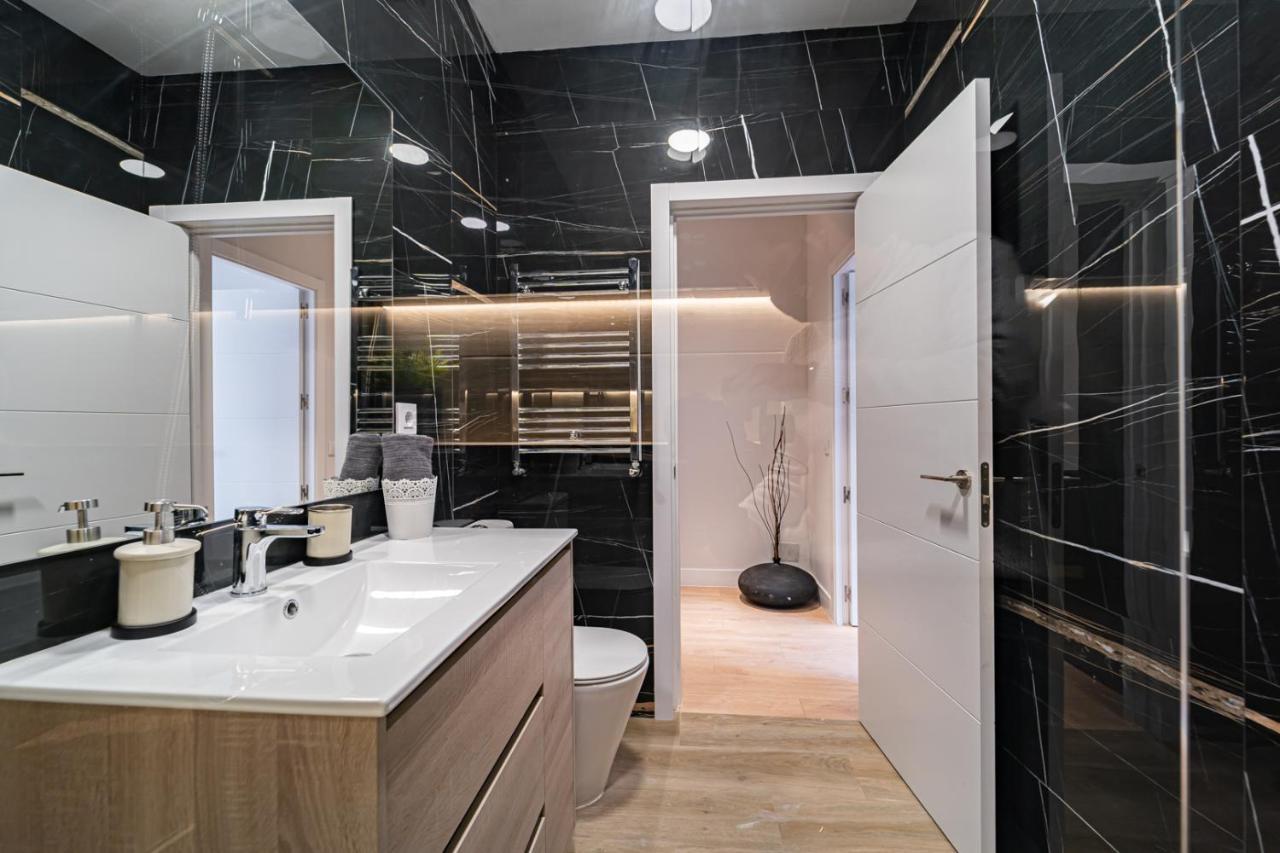 Edsam Madrid Apartments Black מראה חיצוני תמונה