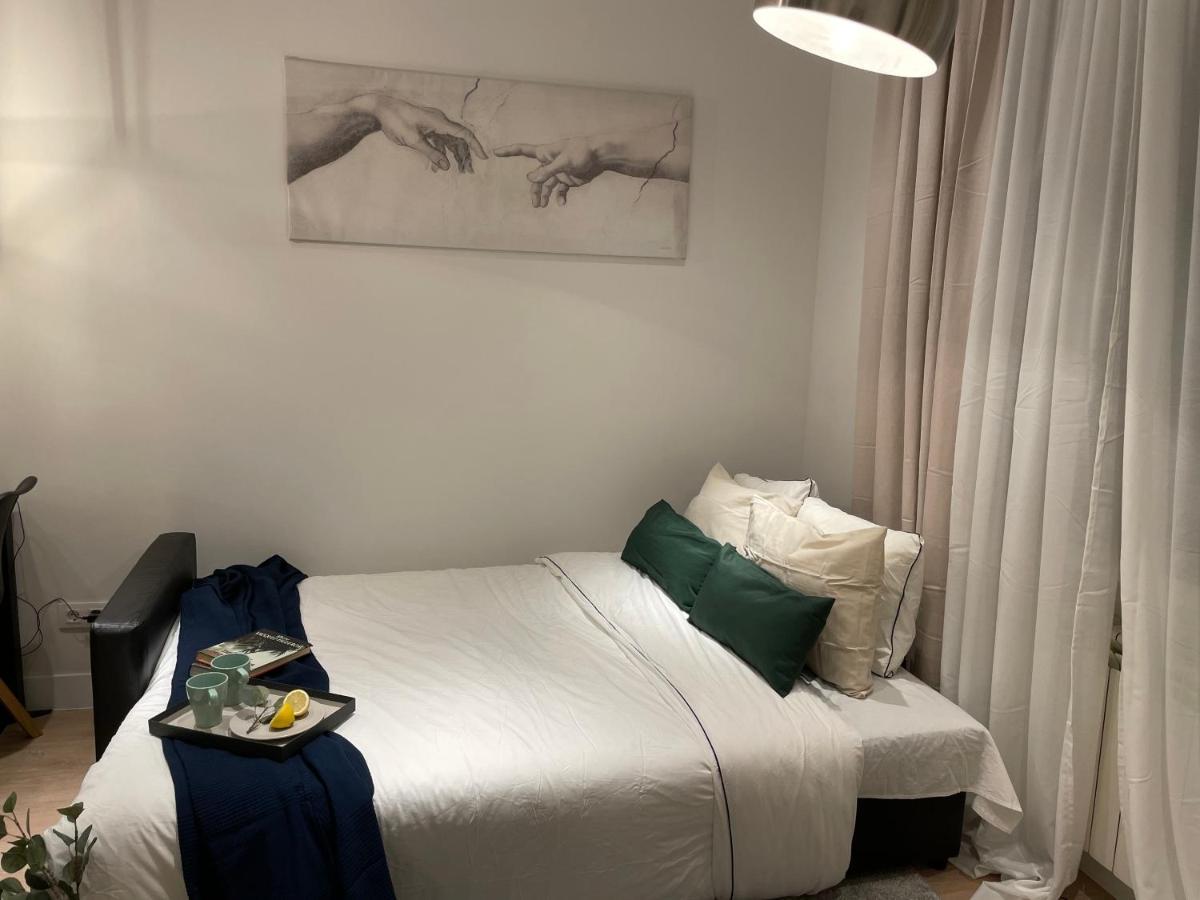 Edsam Madrid Apartments Black מראה חיצוני תמונה